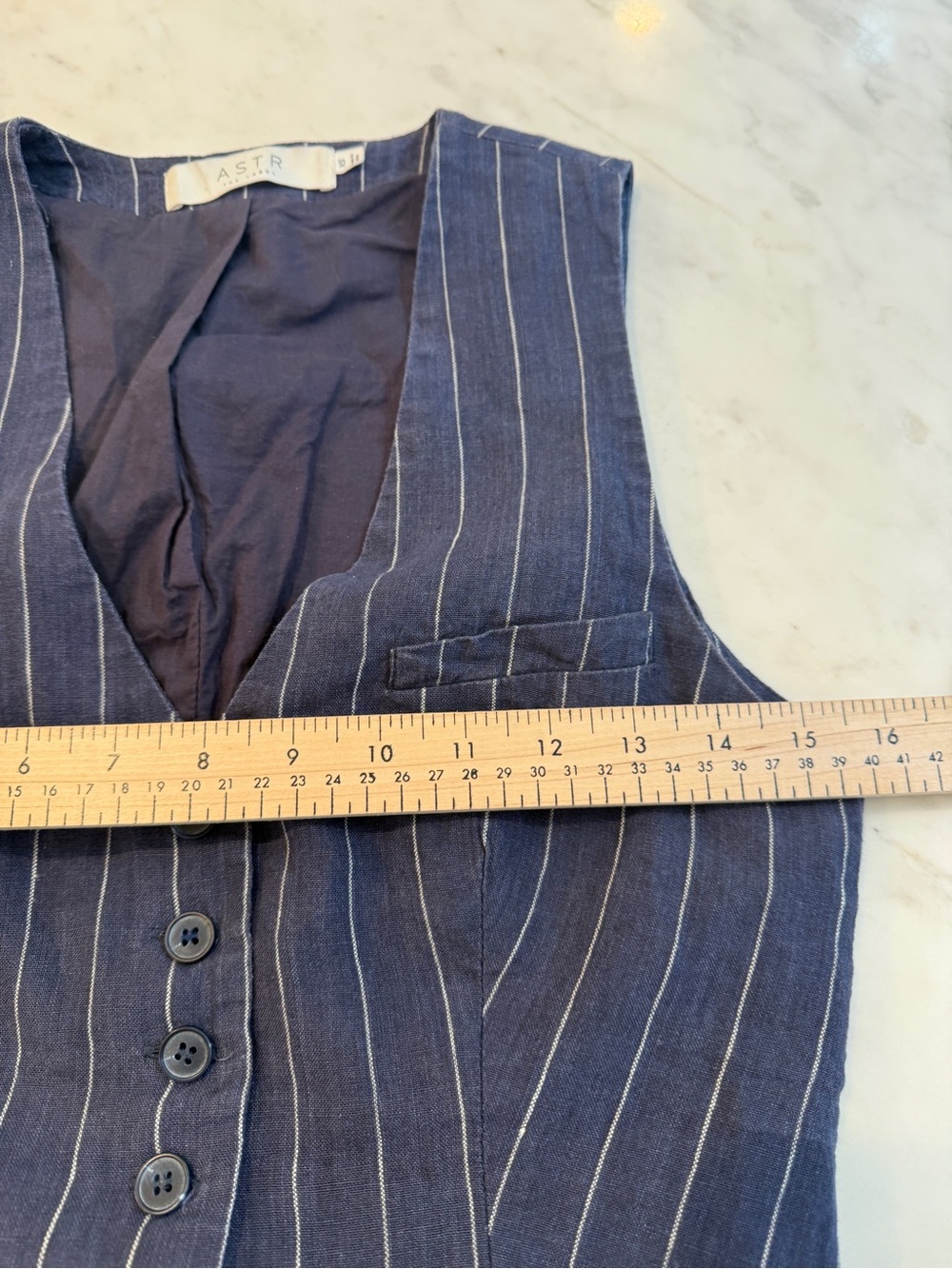 ASTR The Label Indigo Linen Pinstripe Vest Tailored Button Front Size XS - Picture 5 of 6